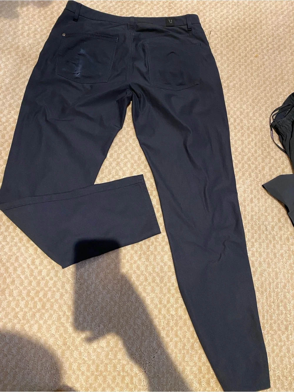 Vuori mens pants size 33